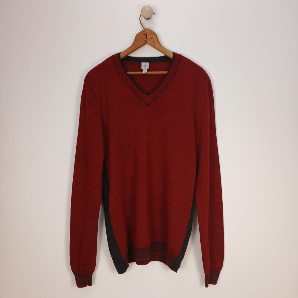 Tristan 100% Merino Wool Sweater Men’s XS Red V-Neck Lightweight Knit